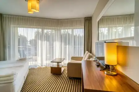 White Resort - 2