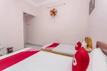 OYO 962 Tulip Motel - 57