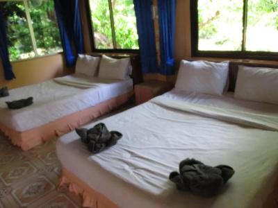Khao Sok Island Resort and Spa - 50