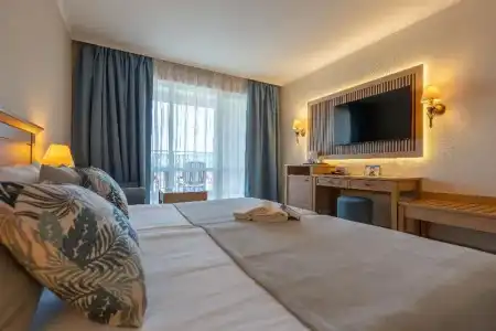 DIT Majestic Beach Resort - 56