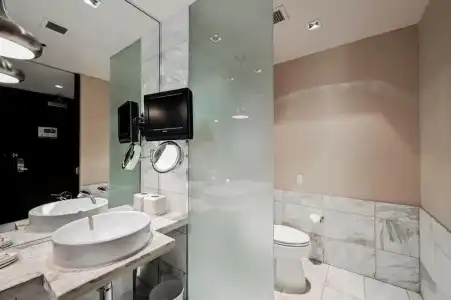 Beautiful Palms Place Suite - 560
