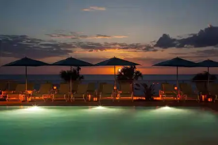 Opal Sands Resort - 16
