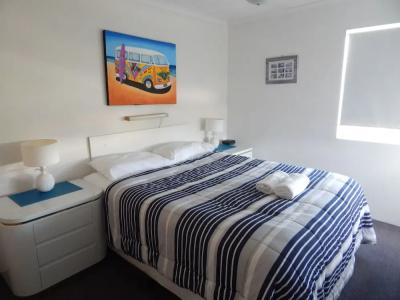 Tranquil Shores Holiday Apartments - 5