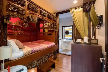 Songkhla Tae Raek Antique - 25