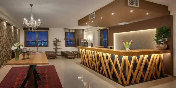 La Suite Boutique & Spa - 12