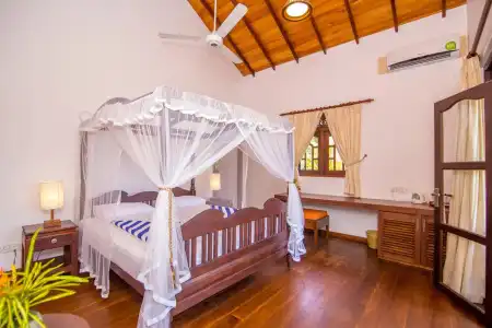Lanka Beach Bungalows - 31