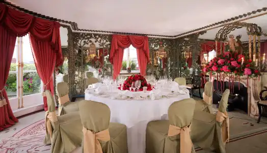 The Dorchester - 32