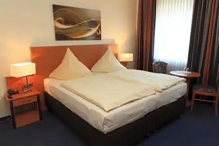 Boulevard - 23