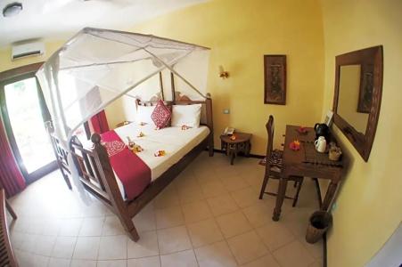 Uroa Bay Beach Resort - 73