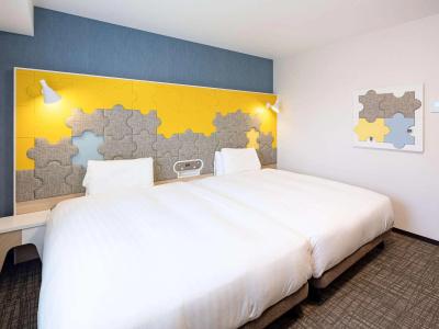 Comfort Suites Tokyo Bay - 6
