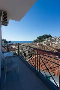 San Nectarios - 6