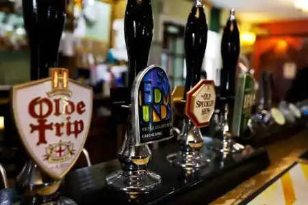 The Earl of Derby - Inn - 43