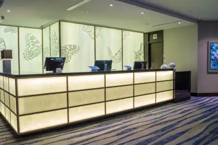Ambassador Transit - Terminal 2 - 4