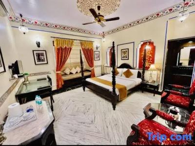 Umaid Mahal - A Heritage Style Boutique - 49