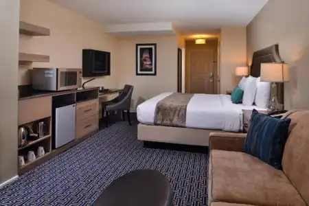 Inn at Nye Beach - 17
