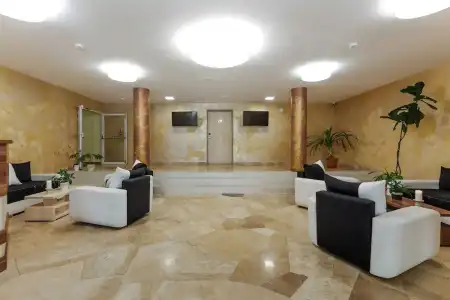 Hostel Mayer Superior Veszprém - 1