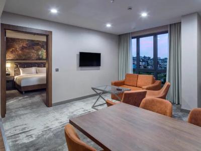 Hilton Garden Inn - 42