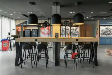 Moxy Zurich - 30
