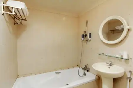 GRAND ROSELA Yogyakarta - 9