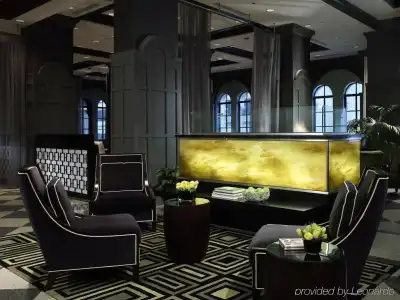 Warwick Allerton - Chicago - 28