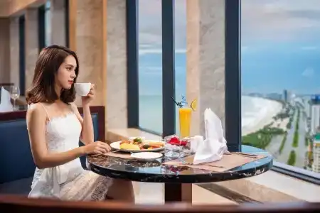 Altara Suites Da Nang - 31