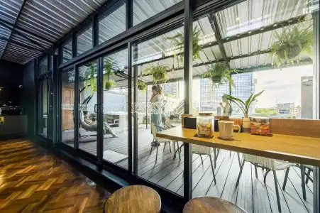 THE Posh Phayathai - 26