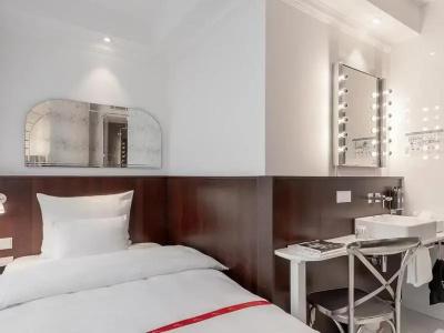 Ruby Coco Dusseldorf by IHG - 47