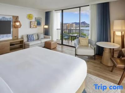 Hilton Hawaiian Village Waikiki Beach Resort - 503