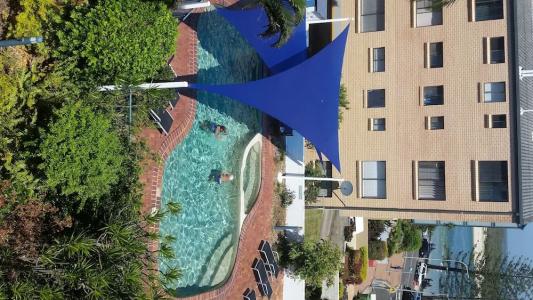 Tranquil Shores Holiday Apartments - 15