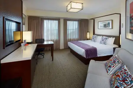 Pagoda Resort & Spa - 2