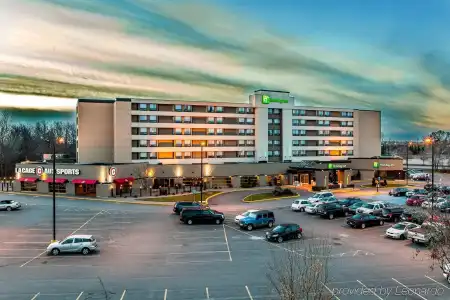 Holiday Inn Laval Montréal by IHG - 17