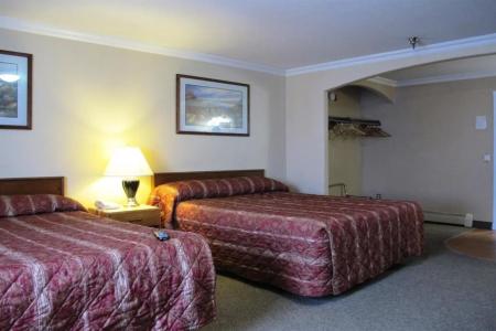 Merrill Field Inn - 5