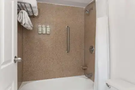 Baymont by Wyndham Orlando North Millenia - 8