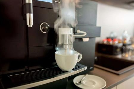 SUYTES Business Studios - 4