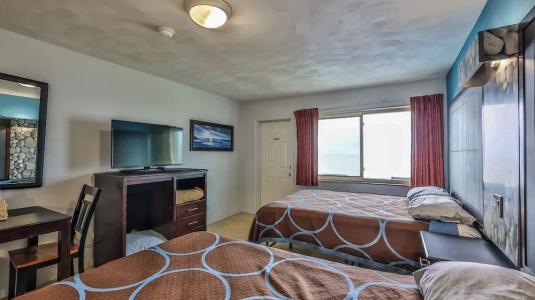Driftwood Beach Motel - 164