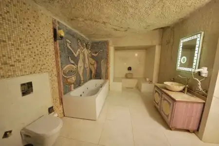 Caftan Cave Suites - 44