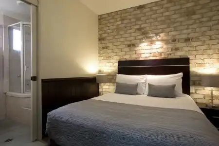 Highlander Motor Inn & Apartments - 35