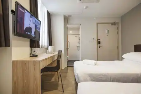 Dash Living on Mackenzie - 34