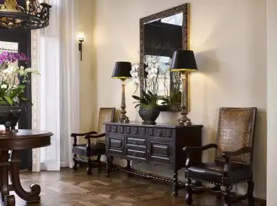 Plaza La Reina - 5