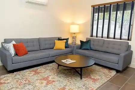 Le Petit Pali Brentwood West Los Angeles - 48