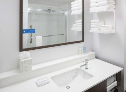 Hampton Inn and Suites by Hilton Phoenix Downtown - 34