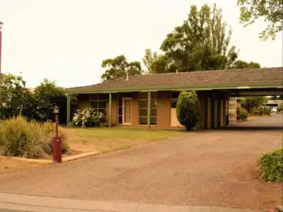 Eureka Lodge Motel - 14