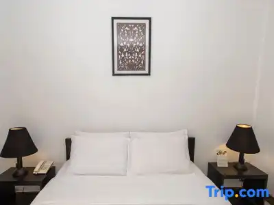 Apsara Centrepole - 107