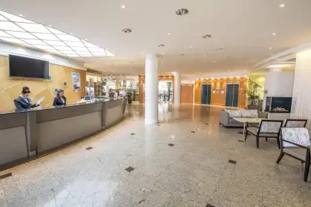 PLAZA Premium Wien - 1