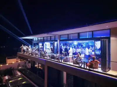Royal Blue Resort & Residences - 15