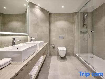 Courtyard by Marriott Berlin City Center - 51