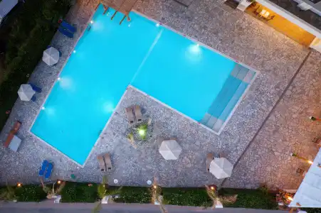 Oasis Beach Adults Only - 11