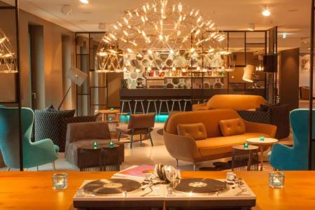 Motel One Berlin - Potsdamer Platz - 13