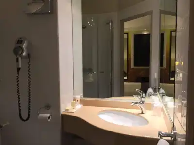 B&B Reims Tinqueux - 7