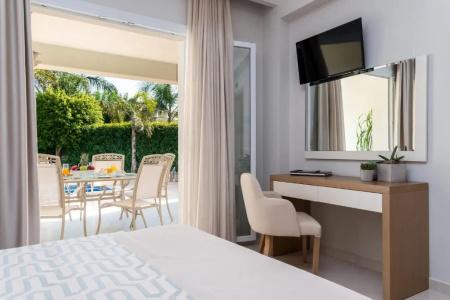 Mamfredas Luxury Resort - 57